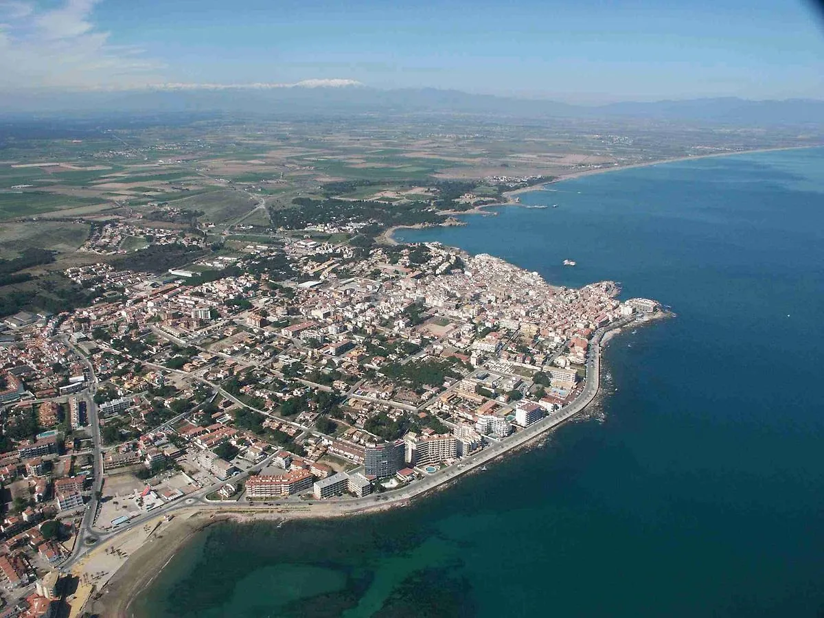 Avinguda Montgo Villa L'Escala Spain
